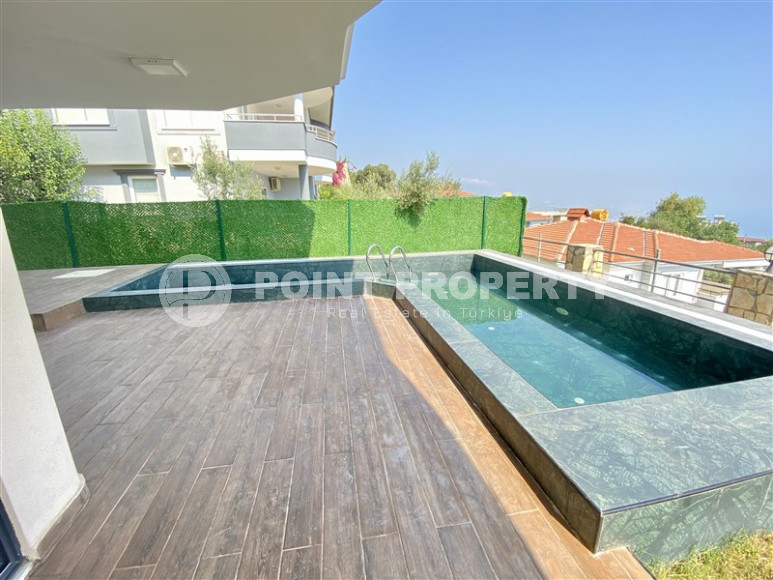 Современная вилла 4+1 в живописном районе Бекташ. Площадью 290м2.-id-1295-фото-4