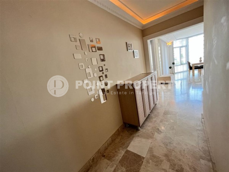Comfortable three-room apartment 120 m2 with furniture in the Cikcilli area-id-3314-photo-2