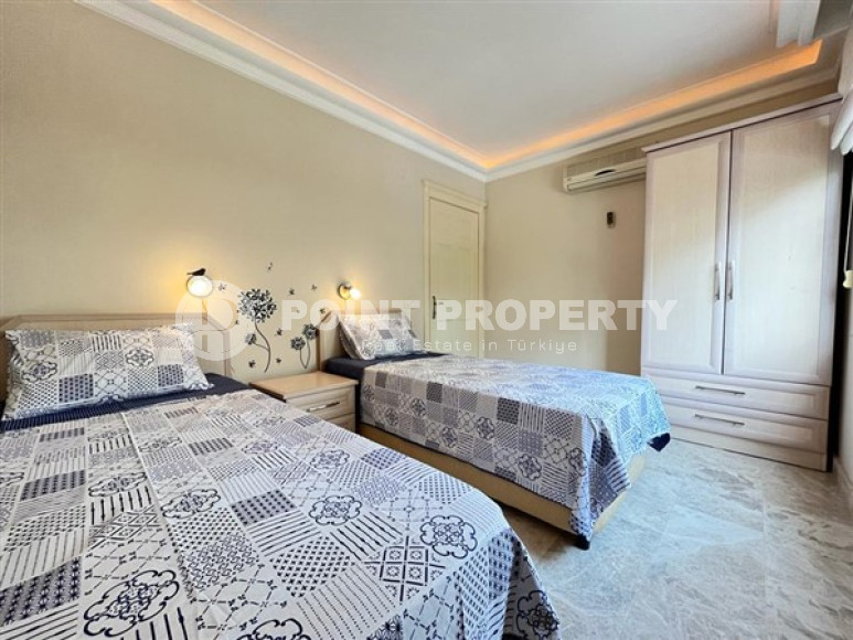 Comfortable three-room apartment 120 m2 with furniture in the Cikcilli area-id-3314-photo-4