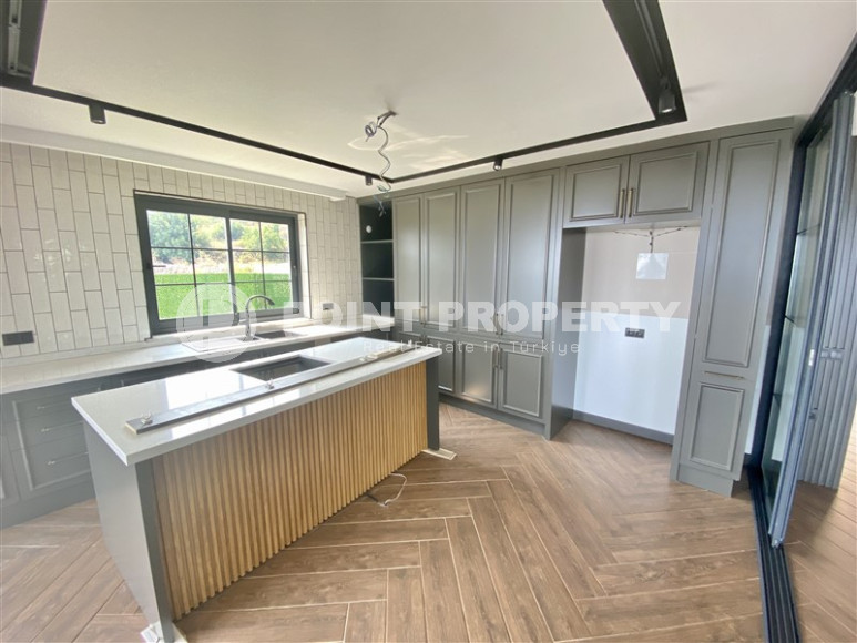 Современная вилла 4+1 в живописном районе Бекташ. Площадью 290м2.-id-1295-фото-9