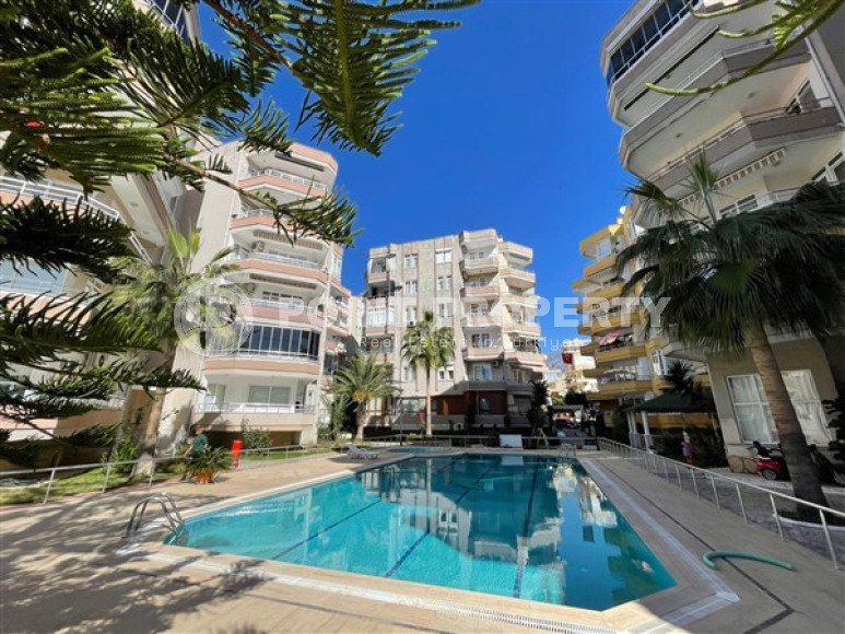 Comfortable 2+1 apartment with furniture, by the sea, Mahmutlar, Alanya-id-3315-photo-2