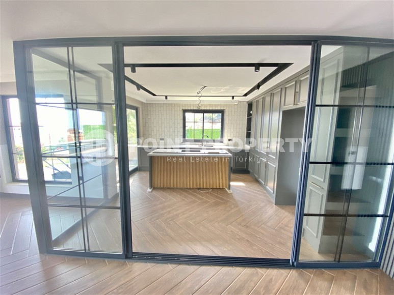 Современная вилла 4+1 в живописном районе Бекташ. Площадью 290м2.-id-1295-фото-15