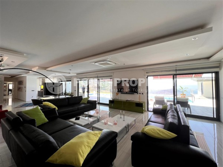 Пятикомнатная дуплексная вилла с площадью 390 м2 в районе Тепе, с мебелью и стильным интерьером-id-3317-фото-18