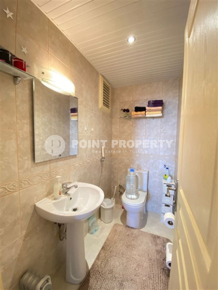 Inexpensive furnished apartment with an area of 115 m2 in Mahmutlar, Alanya-id-3320-photo-9