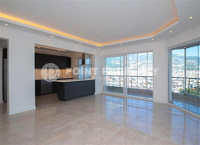 Видовая четырёхкомнатная квартира площадью 150 м², без мебели, центр Аланьи-id-3323-фото-3