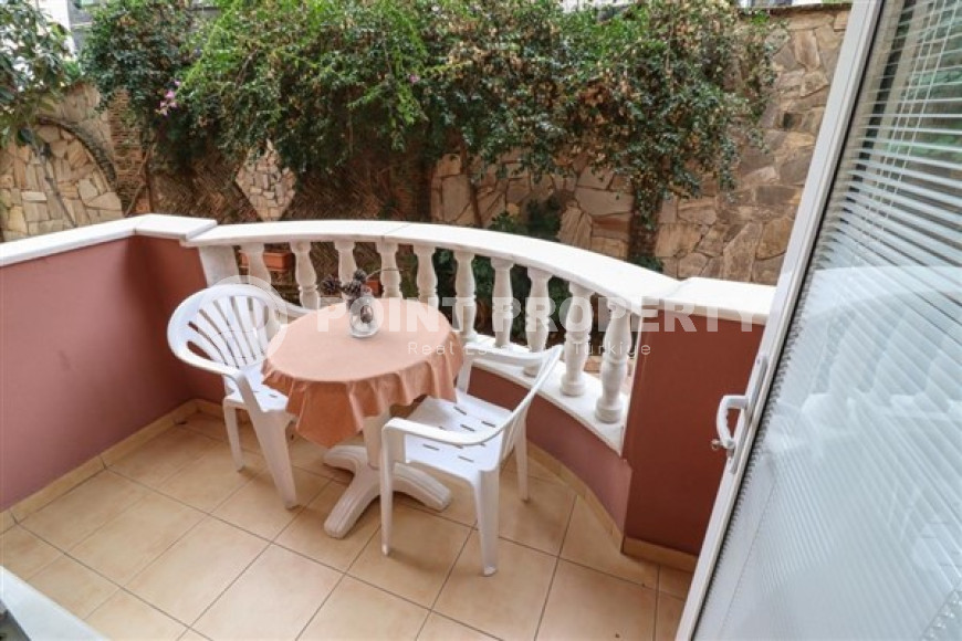 Ухоженная двухкомнатная квартира в компактном комплексе в центре Аланьи-id-3326-фото-9