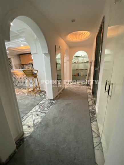 Атмосферная трёхкомнатная квартира с площадью 110 м2 в районе Оба, Аланья, в 250 метрах от моря-id-3332-фото-2