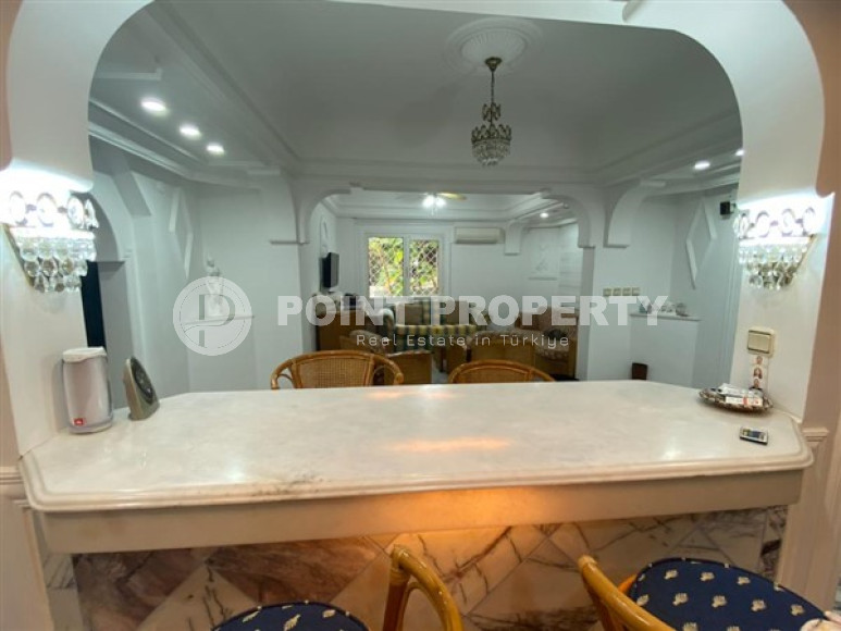 Атмосферная трёхкомнатная квартира с площадью 110 м2 в районе Оба, Аланья, в 250 метрах от моря-id-3332-фото-13