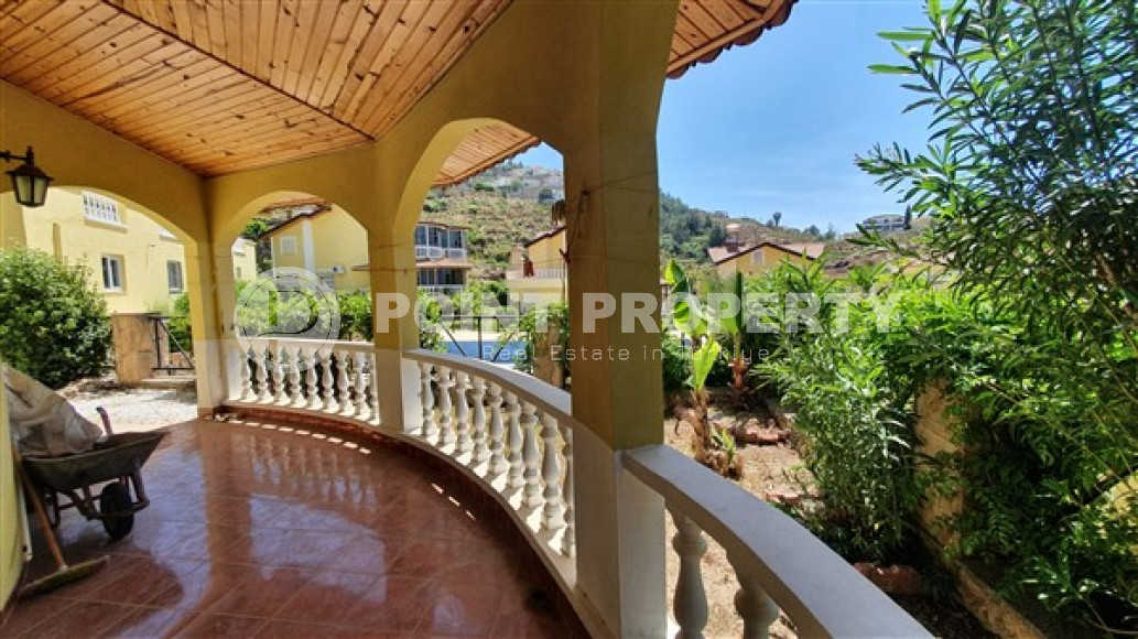 Nice compact 3+1 villa with private garden, Kargicak, Alanya-id-3337-photo-5