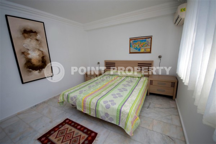 Меблированный садовый дуплекс 4+1 в жилом комплексе в 300 метрах от моря, Кестель, Аланья-id-3339-фото-11