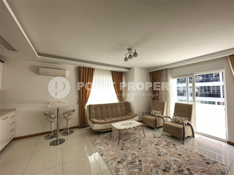Comfortable apartment in a classic 1+1 layout just 300 meters from the Mediterranean Sea, Mahmutlar-id-3341-photo-2