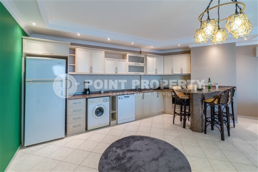 Красивые апартаменты с площадью 120 м2 в 350 метрах от моря, район Тосмур-id-3344-фото-17