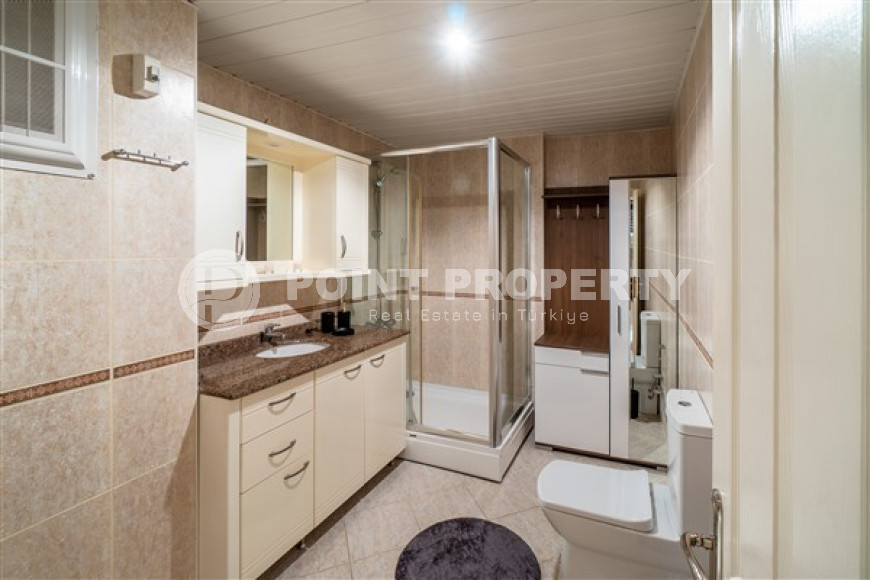 Красивые апартаменты с площадью 120 м2 в 350 метрах от моря, район Тосмур-id-3344-фото-24