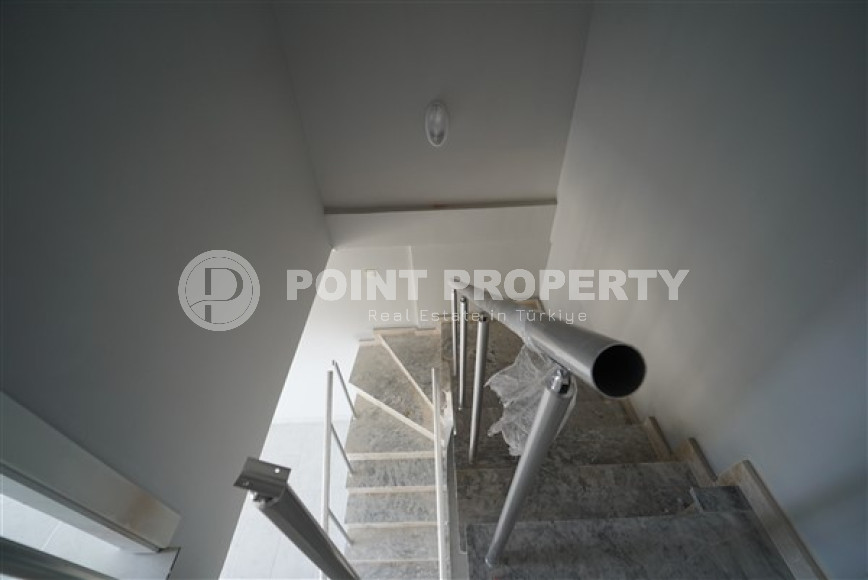 Three-room penthouse with an area of 100 m2 in a new residence, Avsallar district-id-3345-photo-17