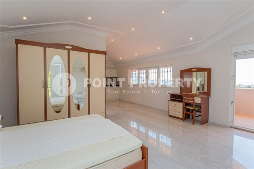 Триплексная вилла с площадью 375 м2 расположенная в районе Чиплаклы, без мебели-id-3347-фото-28