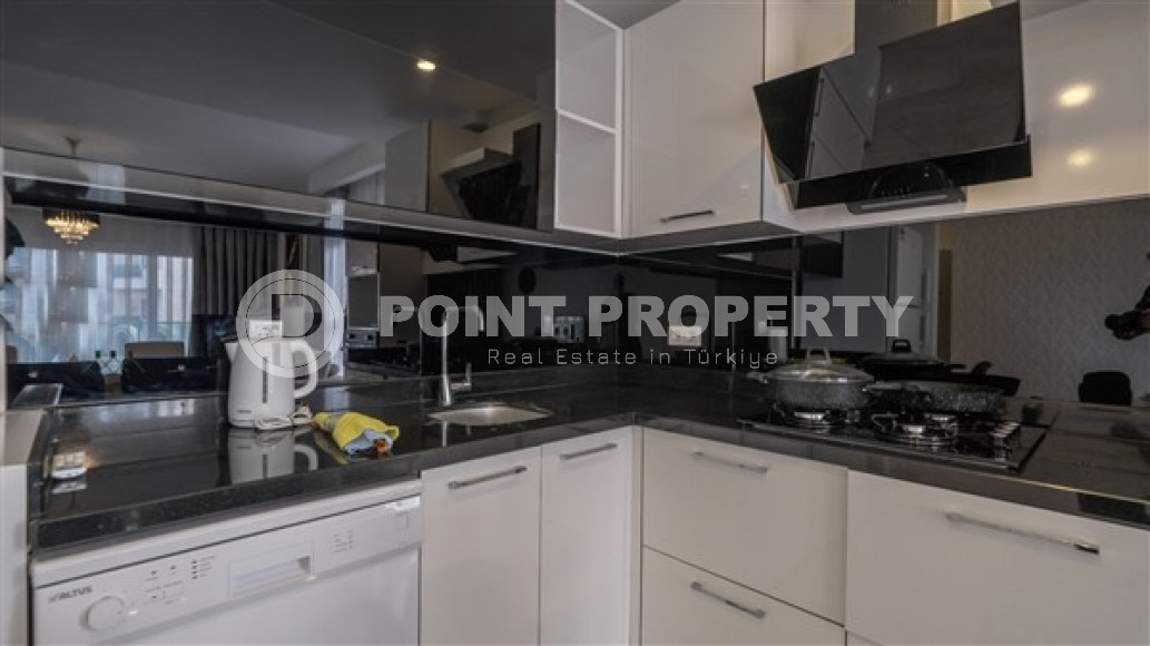 Inexpensive two-room furnished apartment with an area of 60 m2, Mahmutlar district-id-3368-photo-6