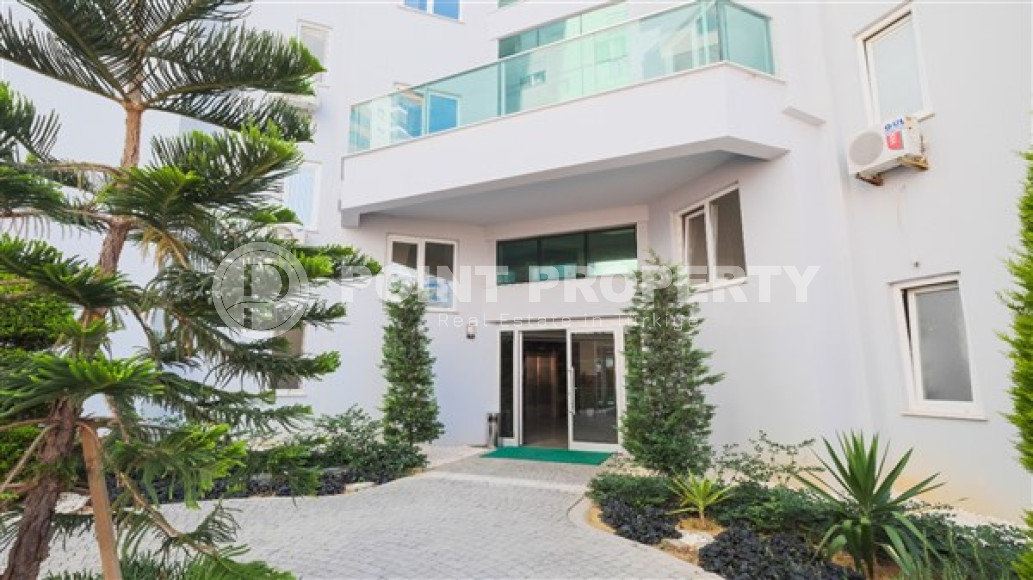 Inexpensive two-room furnished apartment with an area of 60 m2, Mahmutlar district-id-3368-photo-19