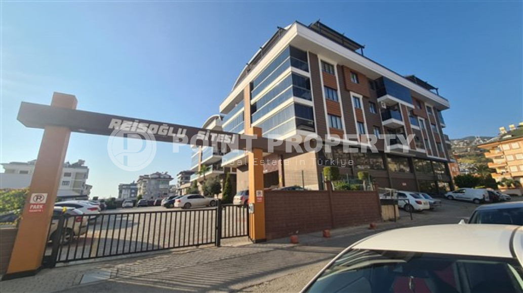 Duplex apartment with an area of 200 m2, Alanya center, sold unfurnished-id-3369-photo-1