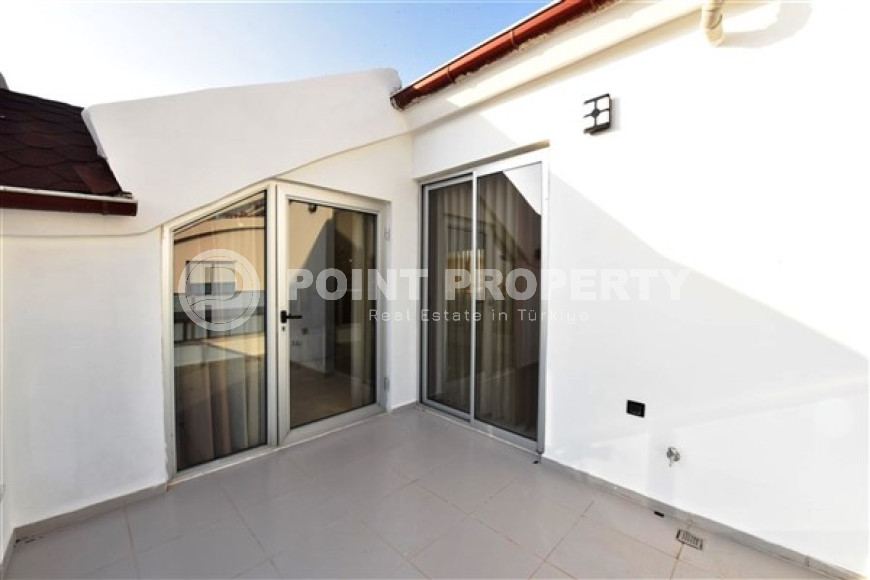 Роскошный и элегантный двухуровневый пентхаус 5+1 с выходом на собственную террасу под крышей, Тосмур, Аланья-id-3371-фото-16