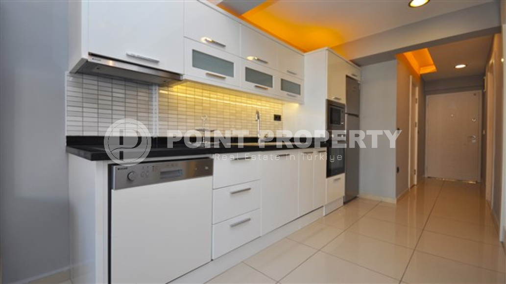 Компактные меблированные апартаменты с двумя спальнями в 250 метрах от пляжа Клеопатры-id-3373-фото-4