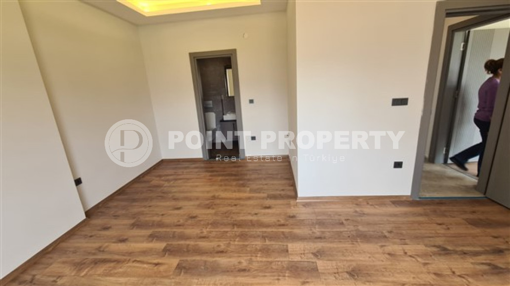 Просторная трёхкомнатная квартира с отдельной кухней в новом доме верхней Обы, Аланья-id-3375-фото-5