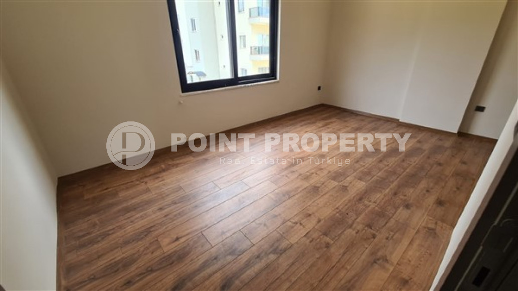 Просторная трёхкомнатная квартира с отдельной кухней в новом доме верхней Обы, Аланья-id-3375-фото-6