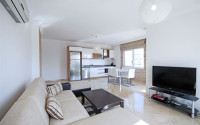 Bright three-room apartment on the 10th floor of a residential complex, Mahmutlar, Alanya-id-3378-photo-2