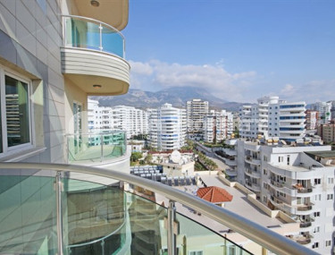Bright three-room apartment on the 10th floor of a residential complex, Mahmutlar, Alanya-id-3378-photo-5