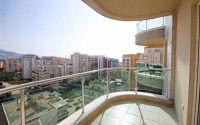 Bright three-room apartment on the 10th floor of a residential complex, Mahmutlar, Alanya-id-3378-photo-15