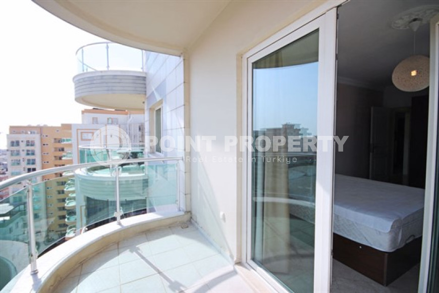 Bright three-room apartment on the 10th floor of a residential complex, Mahmutlar, Alanya-id-3378-photo-16