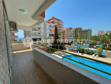 Spacious four-room apartment 120 m2 in the Mahmutlar area, 50 meters from the sea-id-3383-photo-4