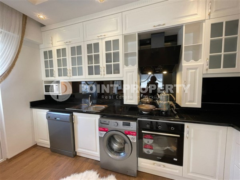 Spacious four-room apartment 120 m2 in the Mahmutlar area, 50 meters from the sea-id-3383-photo-16