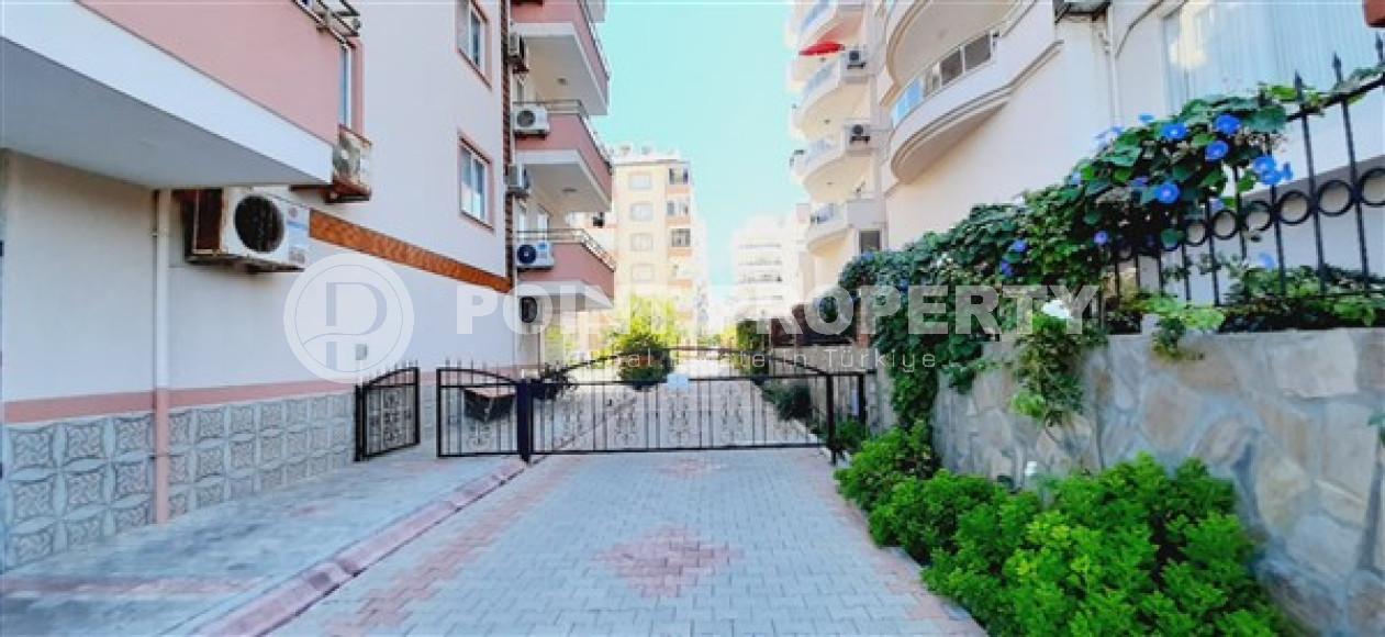 Spacious four-room apartment 120 m2 in the Mahmutlar area, 50 meters from the sea-id-3383-photo-18