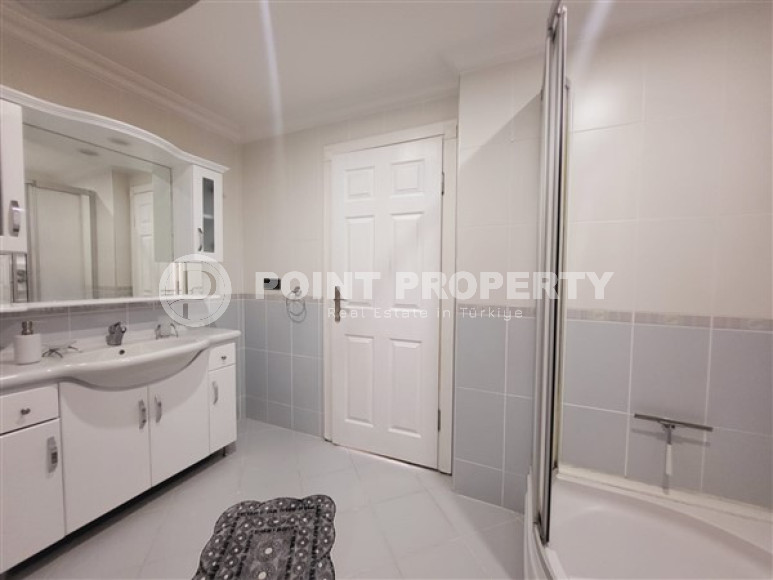 Comfortable three-room apartment with two balconies, Mahmutlar district-id-3385-photo-13