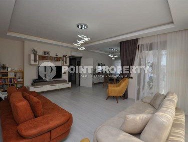 Luxurious four-room apartment with a separate kitchen 3+1 in the prestigious Oba district. 200 m2-id-1300-photo-3