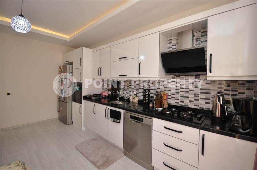 Luxurious four-room apartment with a separate kitchen 3+1 in the prestigious Oba district. 200 m2-id-1300-photo-6