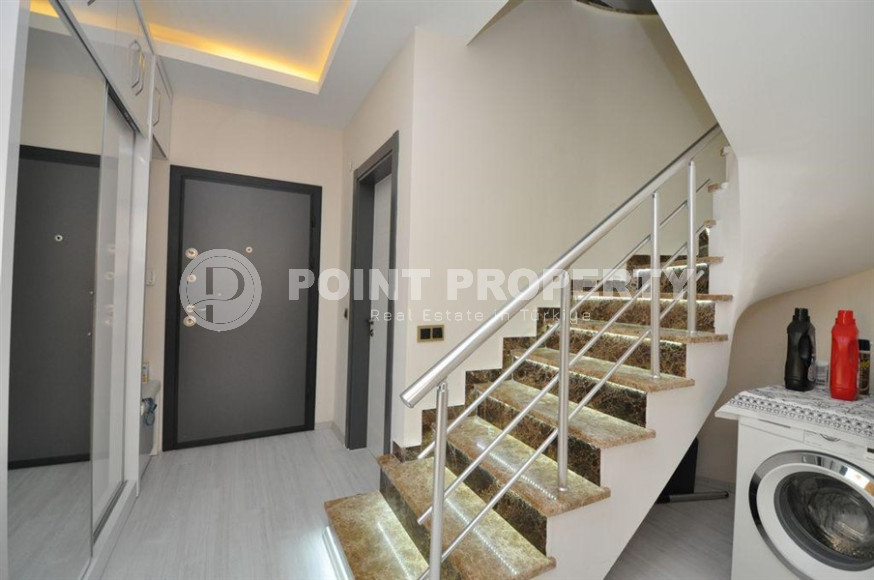 Luxurious four-room apartment with a separate kitchen 3+1 in the prestigious Oba district. 200 m2-id-1300-photo-7