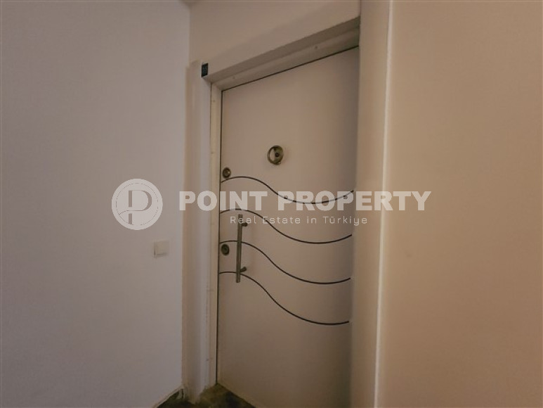Small two-room apartment 70 m2 with furniture in Mahmutlar area-id-3388-photo-14