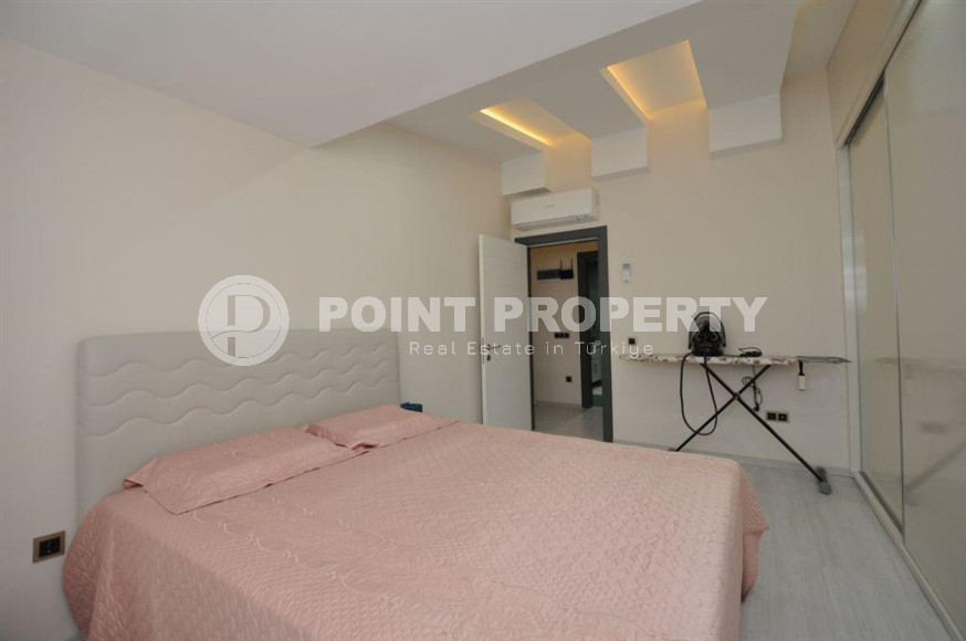 Luxurious four-room apartment with a separate kitchen 3+1 in the prestigious Oba district. 200 m2-id-1300-photo-11