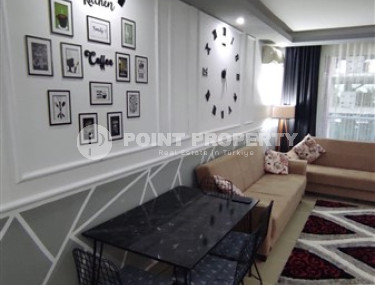 Stylish 1+1 apartment with furniture and designer renovation, Mahmutlar, Alanya-id-3392-photo-2