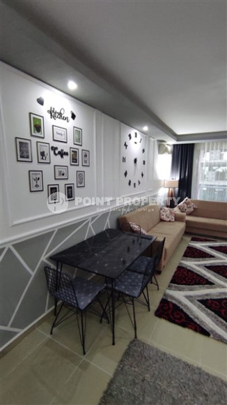 Stylish 1+1 apartment with furniture and designer renovation, Mahmutlar, Alanya-id-3392-photo-2