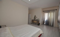 Luxurious four-room apartment with a separate kitchen 3+1 in the prestigious Oba district. 200 m2-id-1300-photo-15