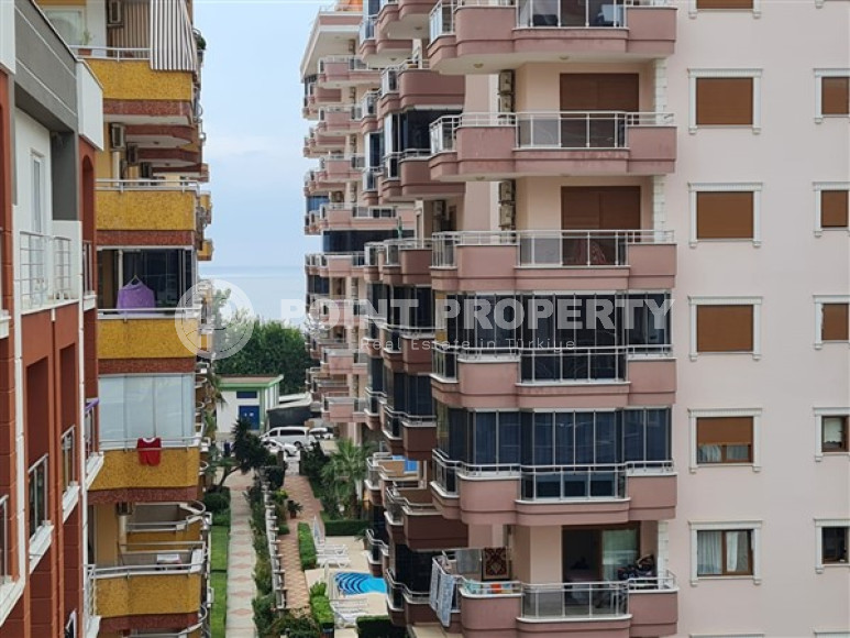Bright 1+1 apartment with an area of 75 m² in a residential complex by the sea, Mahmutlar, Alanya-id-3393-photo-6