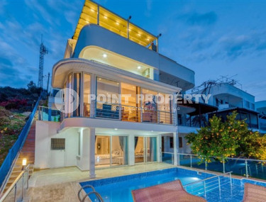 View villa 5+1 just 800 meters from the sea, Demirtas, Alanya-id-3394-photo-1