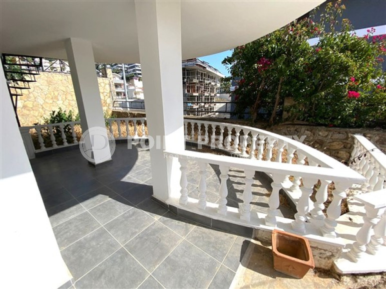 Недорогая четырёхкомнатная вилла в километре от моря, Каргыджак, Аланья-id-3395-фото-2