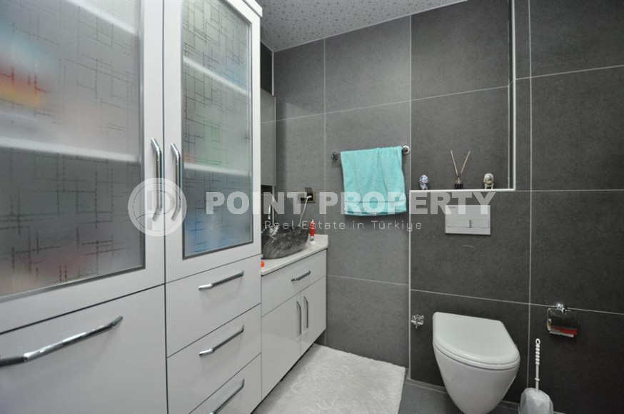 Luxurious four-room apartment with a separate kitchen 3+1 in the prestigious Oba district. 200 m2-id-1300-photo-21