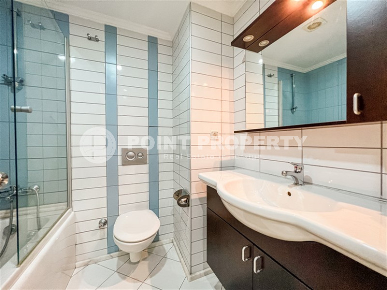 Elegant three-room apartment with furniture in the Mahmutlar area, 200 meters from the central streets-id-3403-photo-13