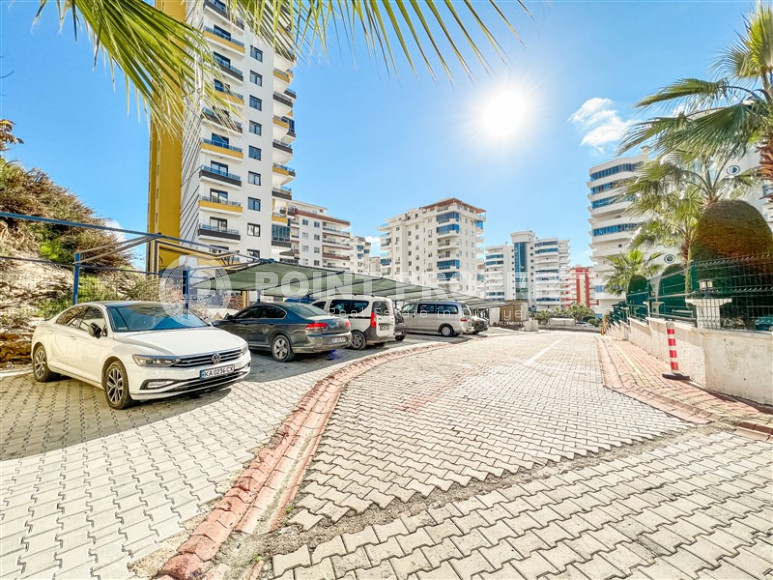 Elegant three-room apartment with furniture in the Mahmutlar area, 200 meters from the central streets-id-3403-photo-14