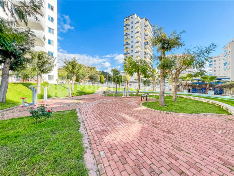 Elegant three-room apartment with furniture in the Mahmutlar area, 200 meters from the central streets-id-3403-photo-15