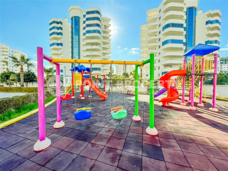 Elegant three-room apartment with furniture in the Mahmutlar area, 200 meters from the central streets-id-3403-photo-16